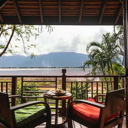 La Folie Lodge Champasak Exterior foto