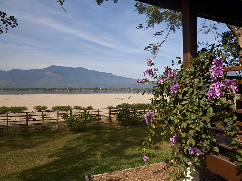 La Folie Lodge Champasak Exterior foto