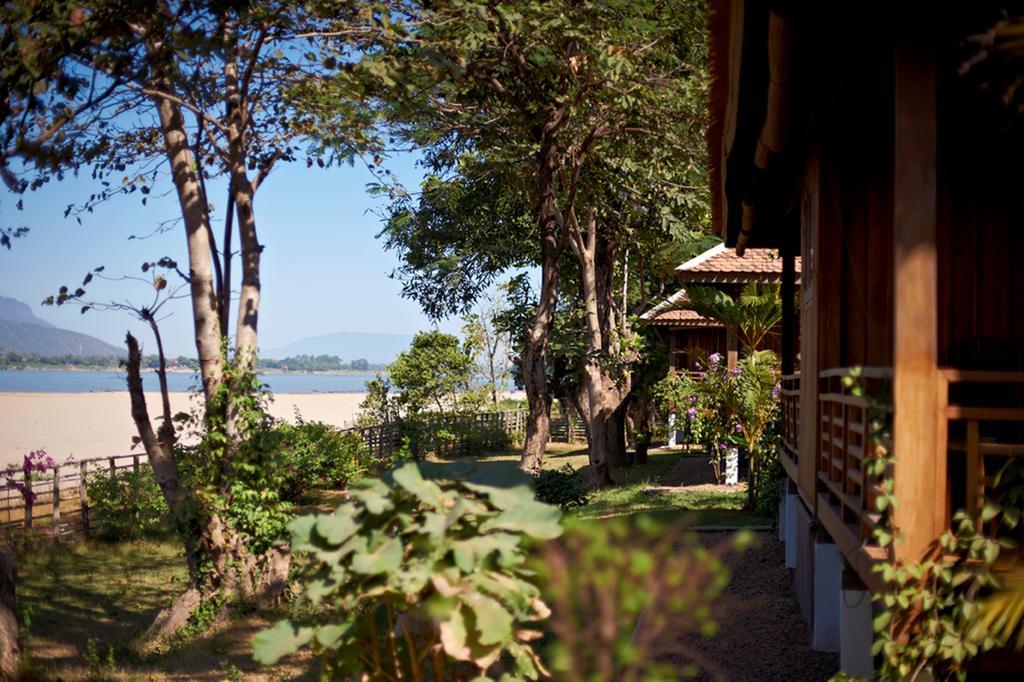 La Folie Lodge Champasak Exterior foto