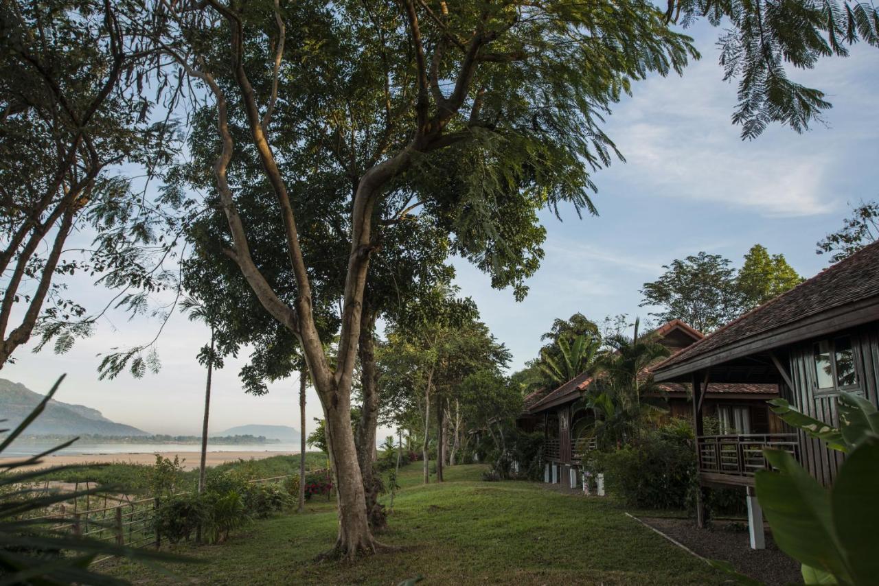 La Folie Lodge Champasak Exterior foto