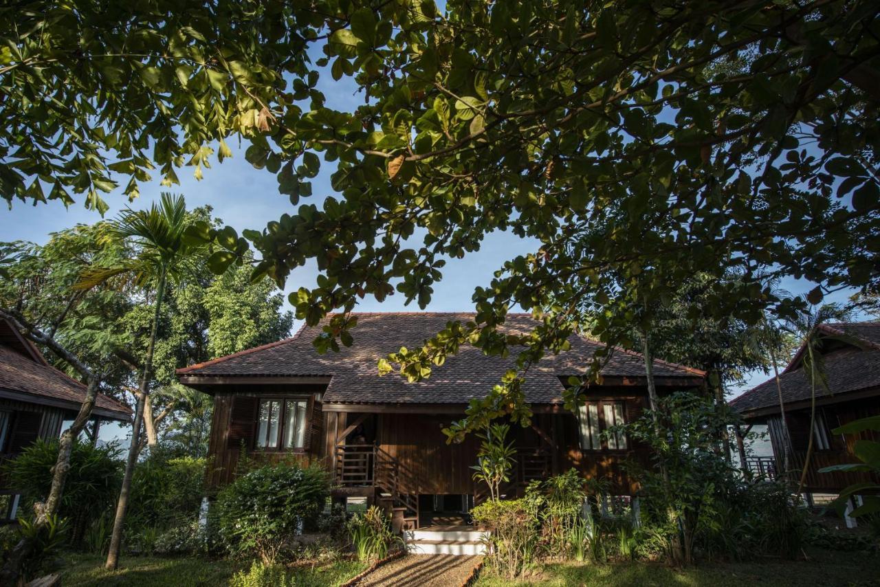 La Folie Lodge Champasak Exterior foto